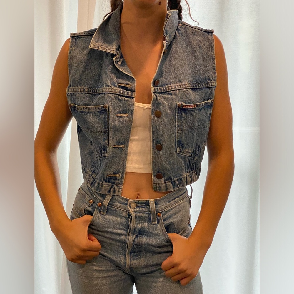 Vintage Hollywood cropped denim vest. Size M.